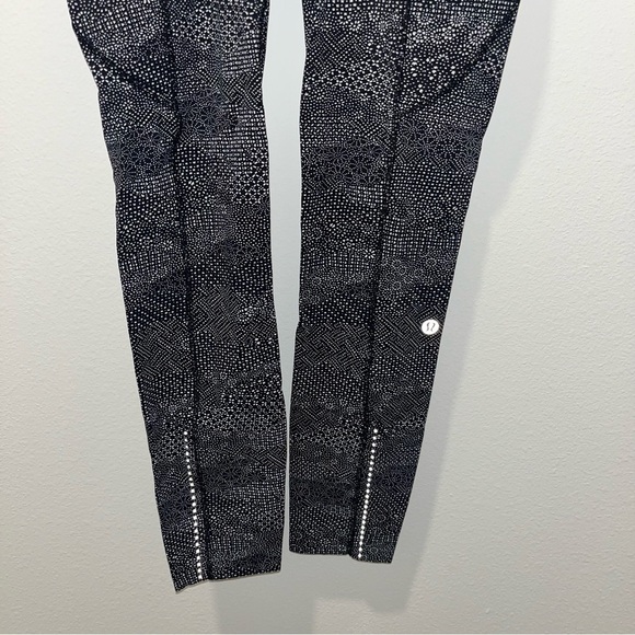 Lululemon Fast & Free 7/8 Tight II *Nulux 25" Meisai White Black Size 4 - Picture 3 of 7